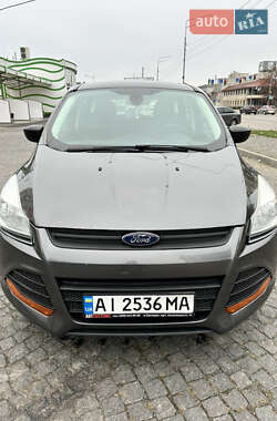 Позашляховик / Кросовер Ford Escape 2015 в  фото 5 Позашляховик / Кросовер Ford Escape 2015 в