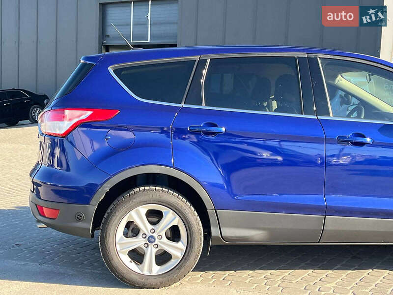Позашляховик / Кросовер Ford Escape 2015 в Львові фото 13 Позашляховик / Кросовер Ford Escape 2015 в Львові