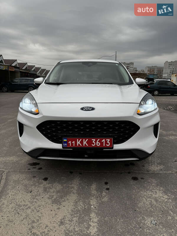 Внедорожник / Кроссовер Ford Escape 2021 в 