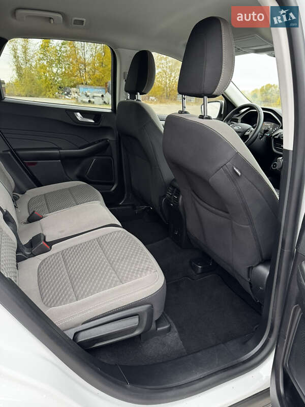 Позашляховик / Кросовер Ford Escape 2021 в Горішніх Плавнях фото 36 Позашляховик / Кросовер Ford Escape 2021 в Горішніх Плавнях