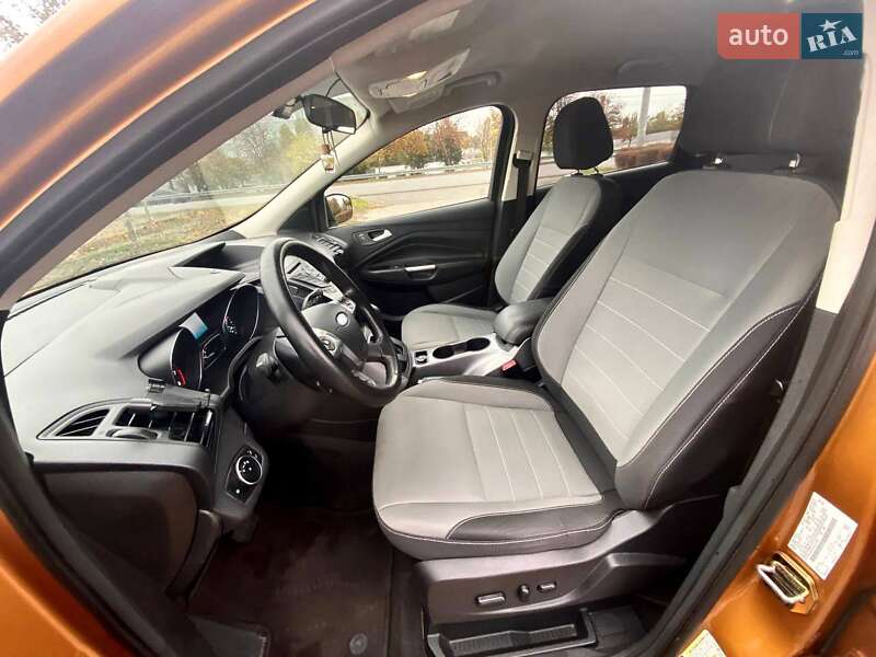 Внедорожник / Кроссовер Ford Escape 2015 в Днепре фото 36 Внедорожник / Кроссовер Ford Escape 2015 в Днепре
