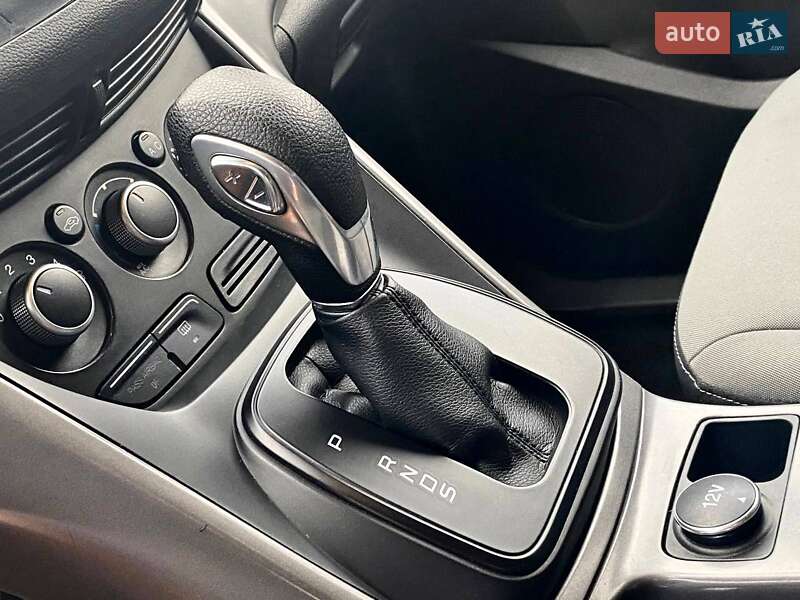 Внедорожник / Кроссовер Ford Escape 2015 в Днепре фото 22 Внедорожник / Кроссовер Ford Escape 2015 в Днепре