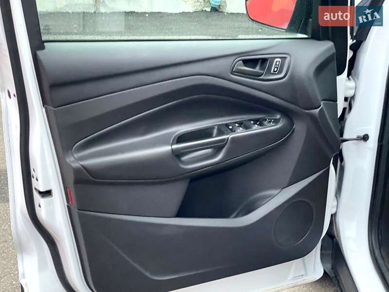 Внедорожник / Кроссовер Ford Escape 2015 в Киеве