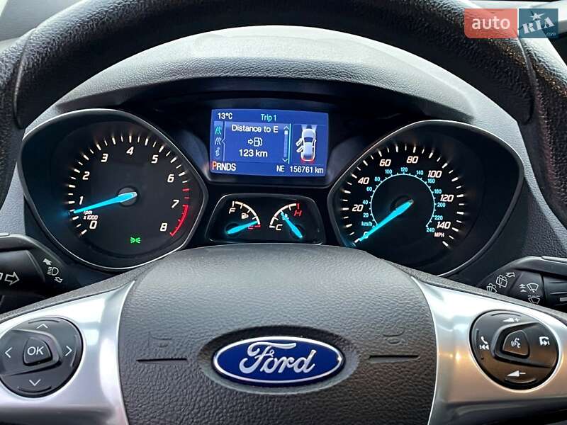 Внедорожник / Кроссовер Ford Escape 2015 в Киеве