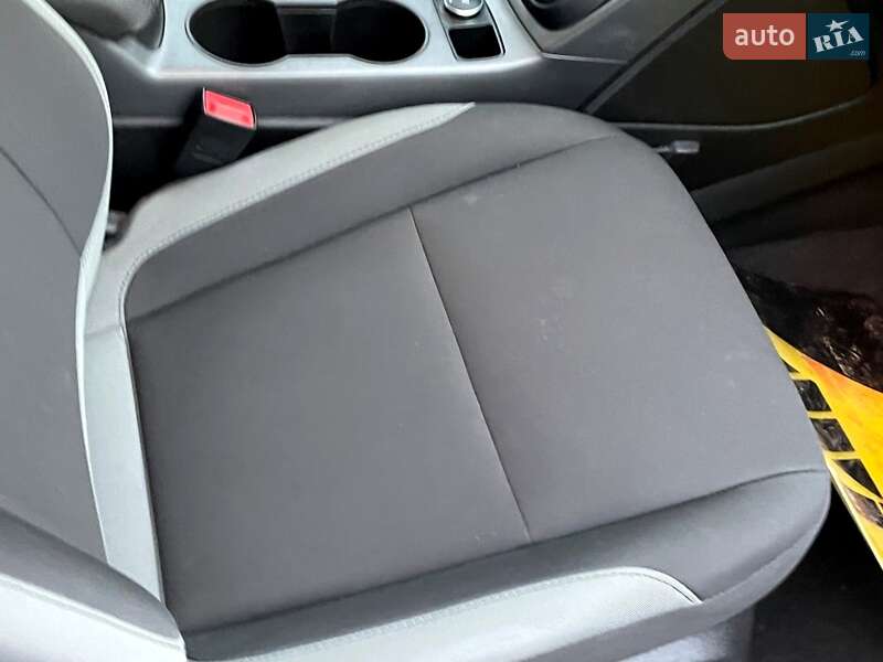 Внедорожник / Кроссовер Ford Escape 2015 в Киеве