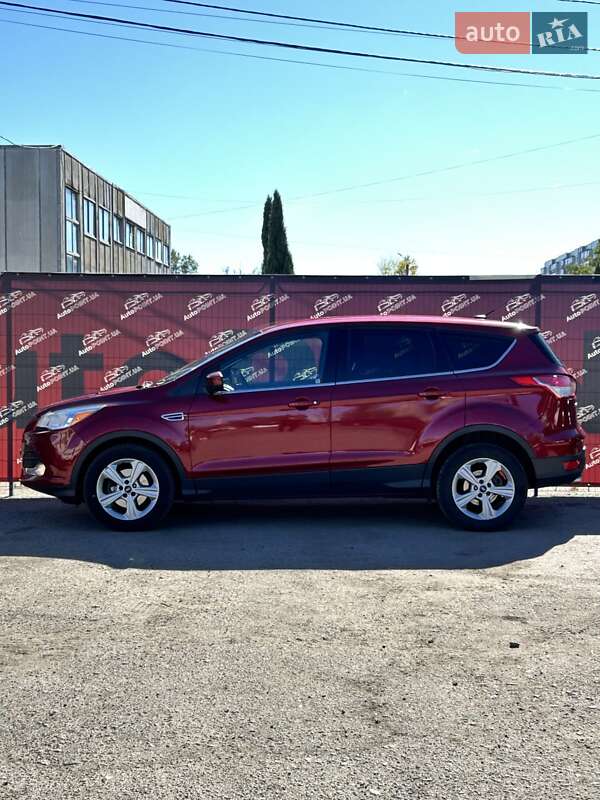 Внедорожник / Кроссовер Ford Escape 2015 в Сумах