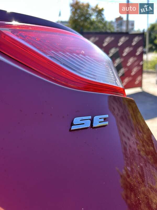 Внедорожник / Кроссовер Ford Escape 2015 в Сумах