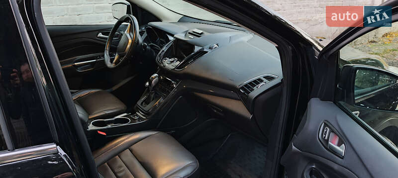 Внедорожник / Кроссовер Ford Escape 2015 в Николаеве