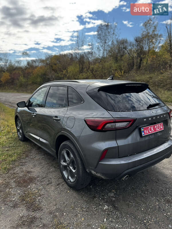 Внедорожник / Кроссовер Ford Escape 2023 в Золочеве фото 4 Внедорожник / Кроссовер Ford Escape 2023 в Золочеве