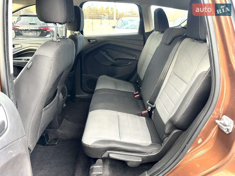 Позашляховик / Кросовер Ford Escape 2017 в Львові фото 12 Позашляховик / Кросовер Ford Escape 2017 в Львові