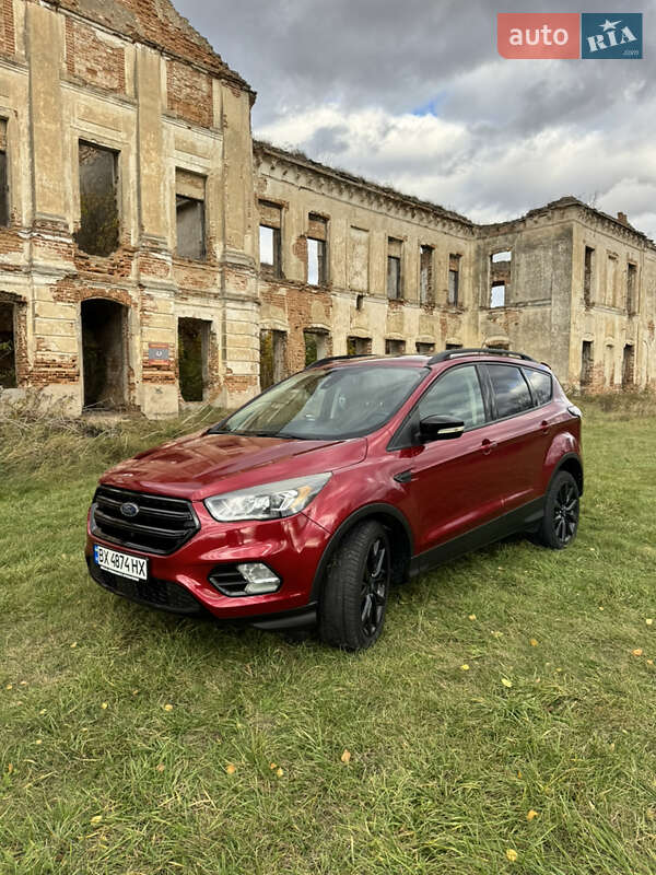 Позашляховик / Кросовер Ford Escape 2016 в Нетішині фото 58 Позашляховик / Кросовер Ford Escape 2016 в Нетішині
