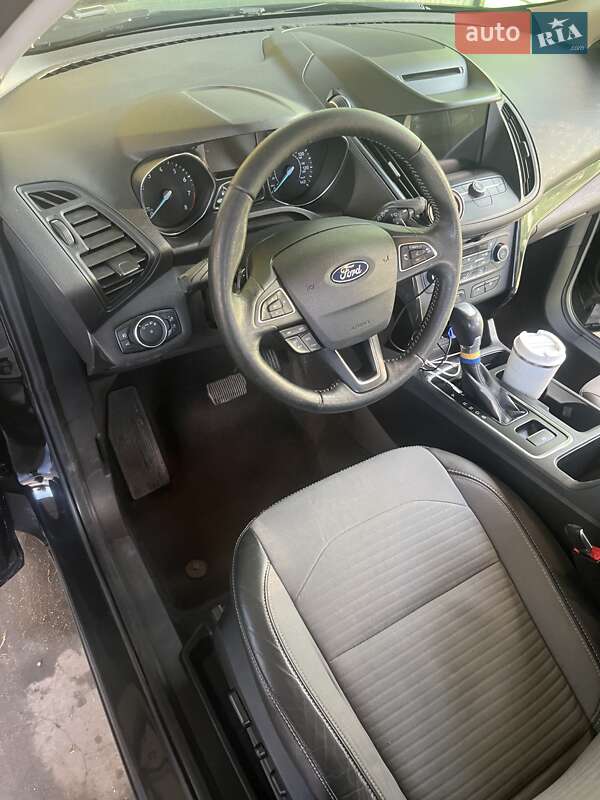 Позашляховик / Кросовер Ford Escape 2018 в Одесі