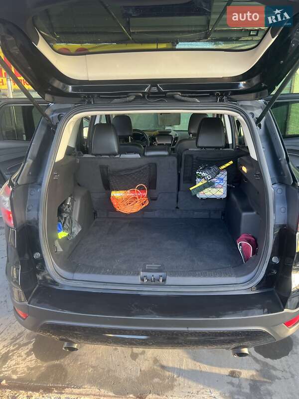 Позашляховик / Кросовер Ford Escape 2018 в Одесі