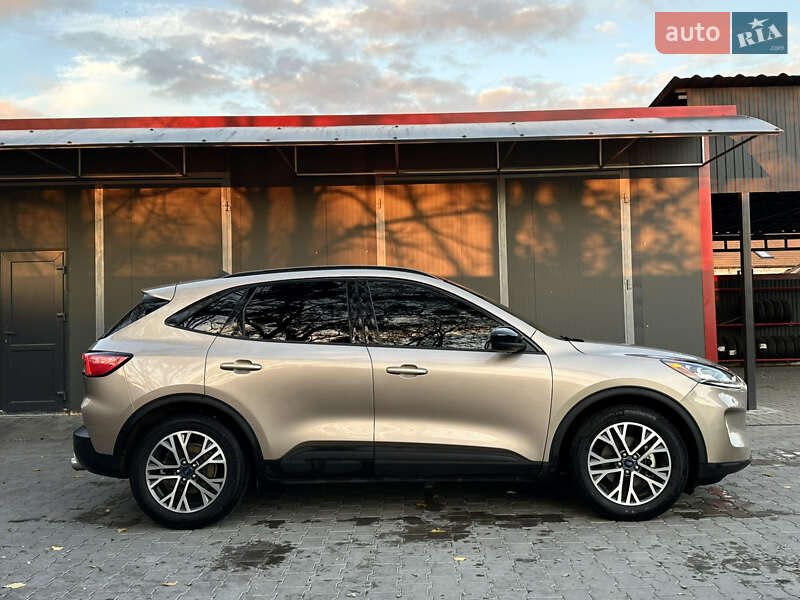 Позашляховик / Кросовер Ford Escape 2020 в Києві фото 18 Позашляховик / Кросовер Ford Escape 2020 в Києві