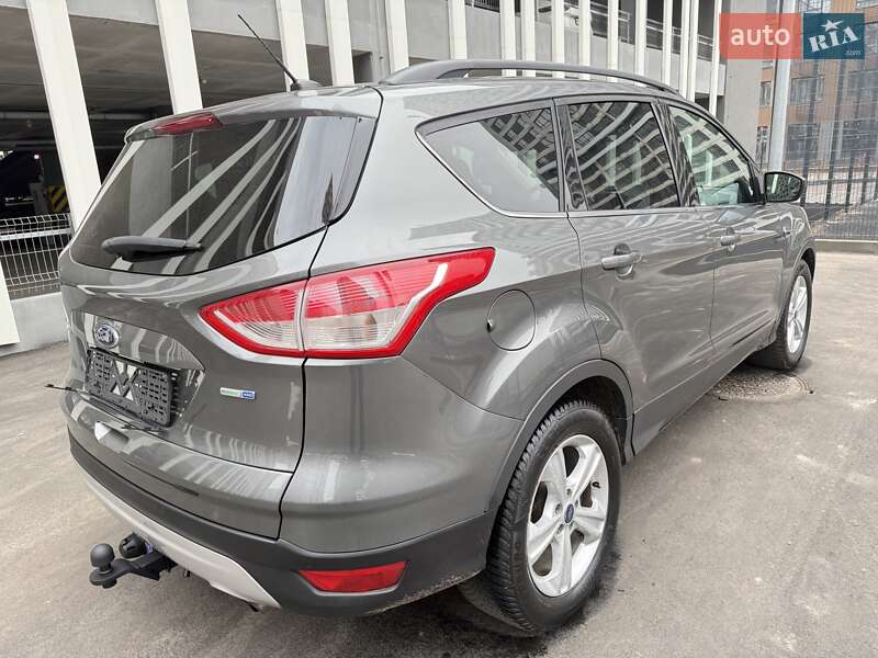 Внедорожник / Кроссовер Ford Escape 2015 в Киеве фото 15 Внедорожник / Кроссовер Ford Escape 2015 в Киеве