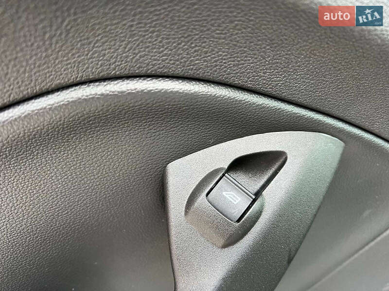 Внедорожник / Кроссовер Ford Escape 2016 в Львове фото 34 Внедорожник / Кроссовер Ford Escape 2016 в Львове