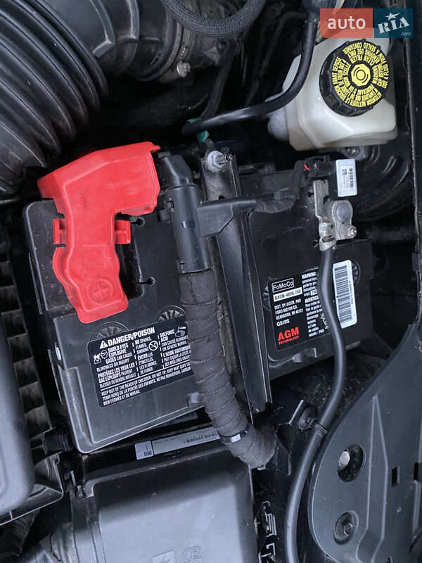 Позашляховик / Кросовер Ford Escape 2019 в Києві