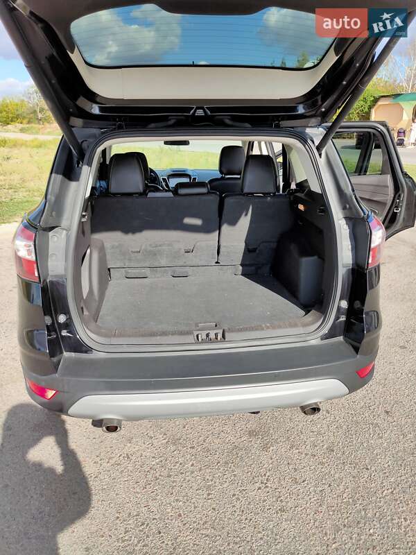 Позашляховик / Кросовер Ford Escape 2018 в Запоріжжі