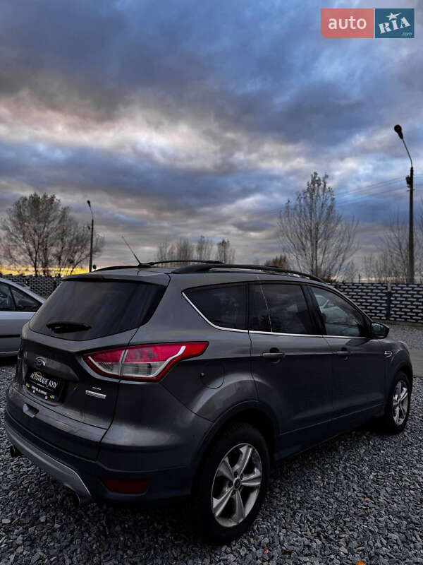 Позашляховик / Кросовер Ford Escape 2012 в Києві