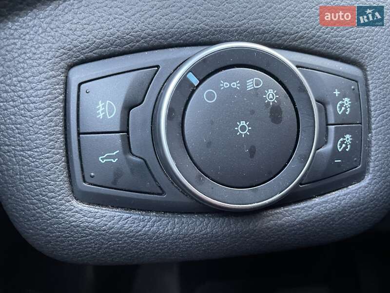 Позашляховик / Кросовер Ford Escape 2017 в Львові фото 17 Позашляховик / Кросовер Ford Escape 2017 в Львові