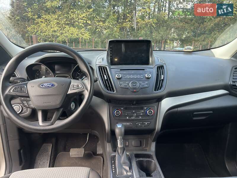 Позашляховик / Кросовер Ford Escape 2017 в Львові фото 26 Позашляховик / Кросовер Ford Escape 2017 в Львові