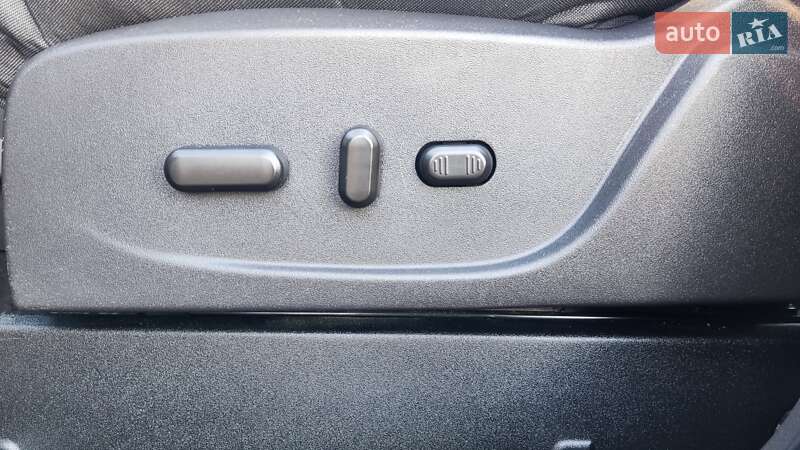 Внедорожник / Кроссовер Ford Escape 2017 в Кривом Роге фото 21 Внедорожник / Кроссовер Ford Escape 2017 в Кривом Роге