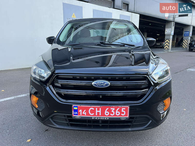 Внедорожник / Кроссовер Ford Escape 2017 в Киеве