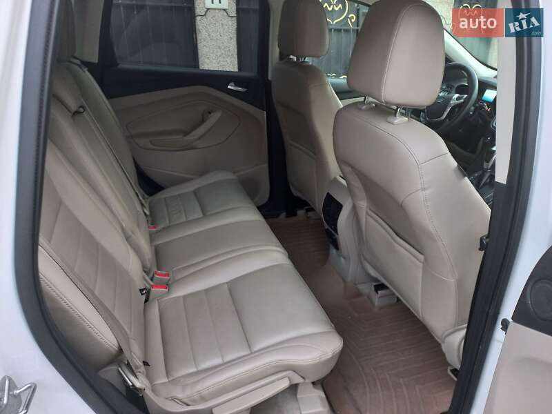 Позашляховик / Кросовер Ford Escape 2014 в Тернополі фото 7 Позашляховик / Кросовер Ford Escape 2014 в Тернополі