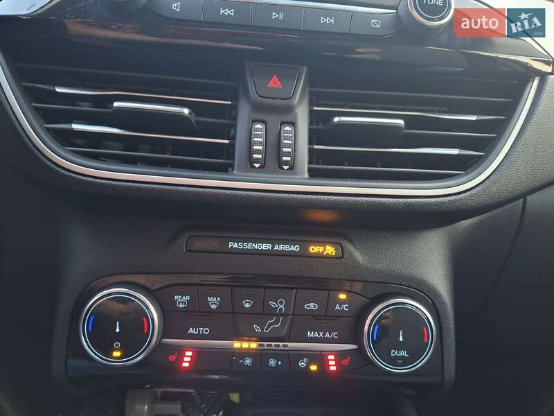 Внедорожник / Кроссовер Ford Escape 2022 в Изяславе