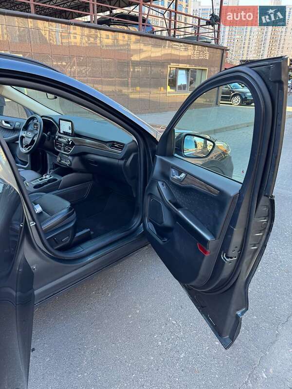 Позашляховик / Кросовер Ford Escape 2020 в Одесі