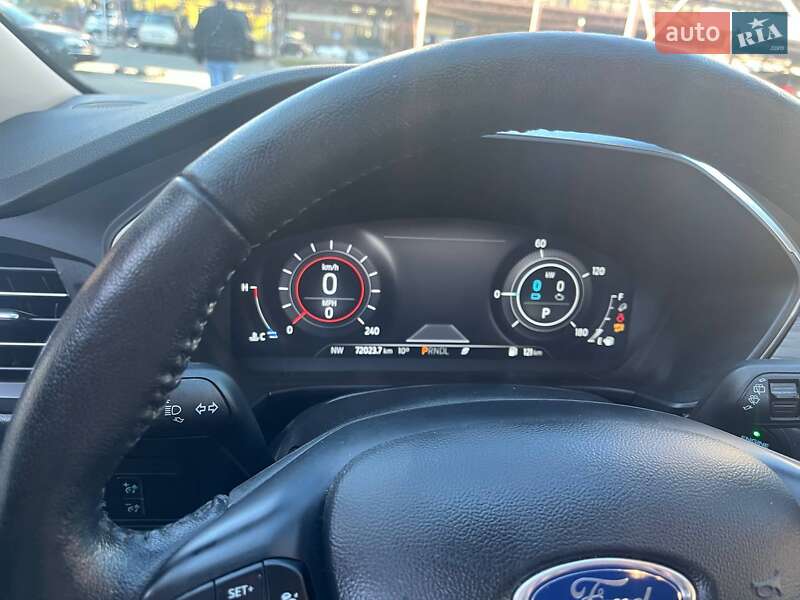 Позашляховик / Кросовер Ford Escape 2020 в Одесі