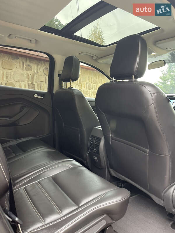 Позашляховик / Кросовер Ford Escape 2017 в Чернівцях фото 15 Позашляховик / Кросовер Ford Escape 2017 в Чернівцях