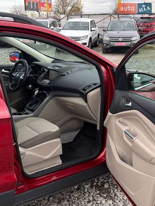 Внедорожник / Кроссовер Ford Escape 2015 в Львове