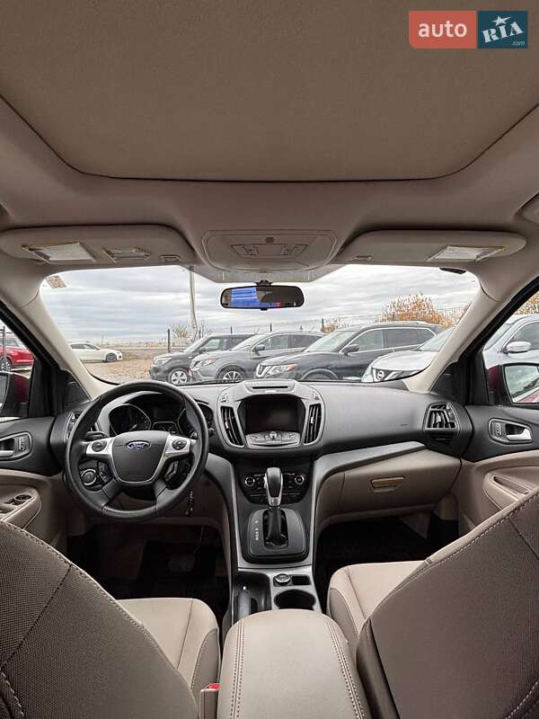 Внедорожник / Кроссовер Ford Escape 2015 в Львове