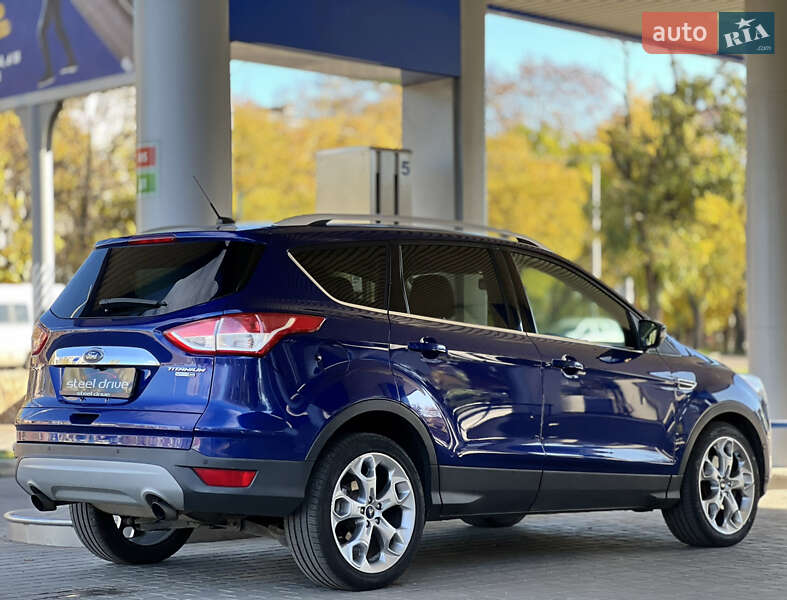 Позашляховик / Кросовер Ford Escape 2015 в Миколаєві