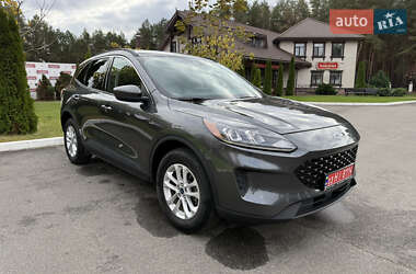 Позашляховик / Кросовер Ford Escape 2020 в Києві