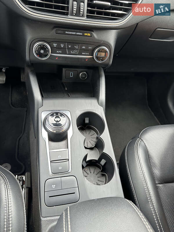 Внедорожник / Кроссовер Ford Escape 2020 в Харькове