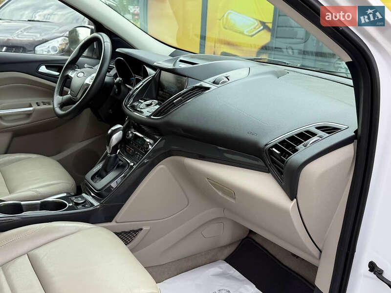 Позашляховик / Кросовер Ford Escape 2015 в Стрию фото 40 Позашляховик / Кросовер Ford Escape 2015 в Стрию