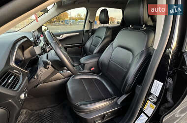 Позашляховик / Кросовер Ford Escape 2020 в Дніпрі