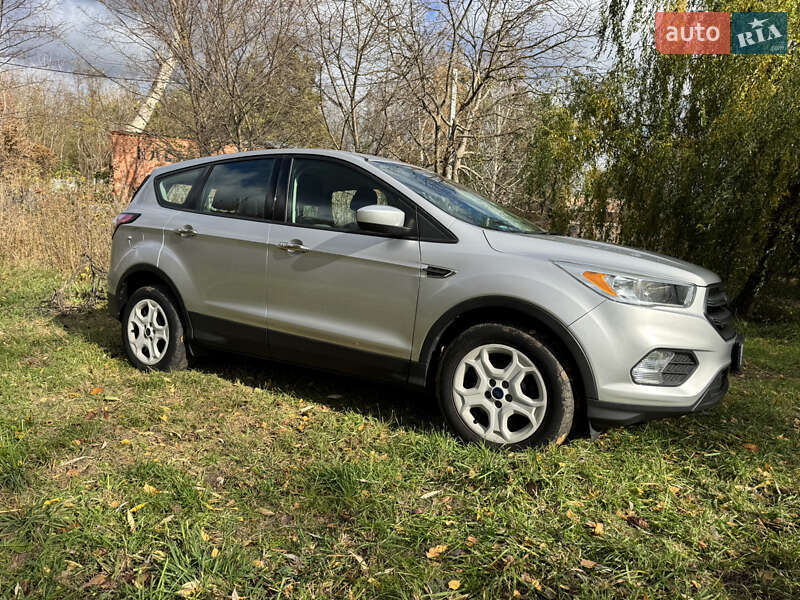Внедорожник / Кроссовер Ford Escape 2017 в Белой Церкви