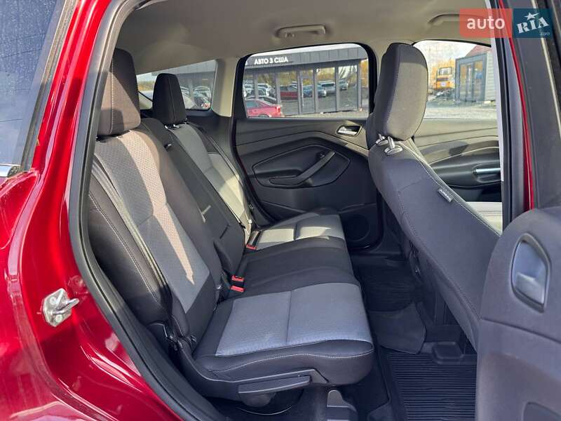 Позашляховик / Кросовер Ford Escape 2018 в Луцьку