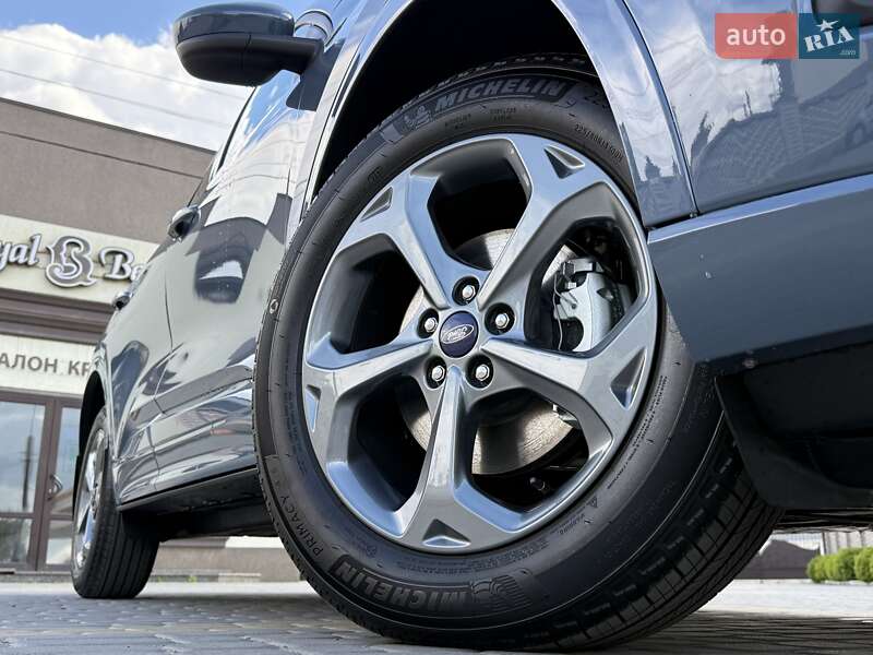 Внедорожник / Кроссовер Ford Escape 2024 в Виннице