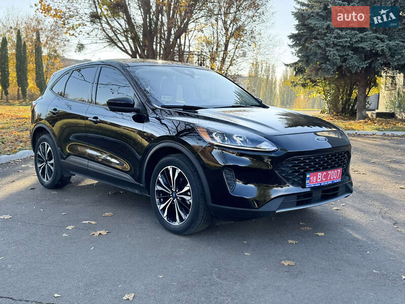 Внедорожник / Кроссовер Ford Escape 2021 в Ровно