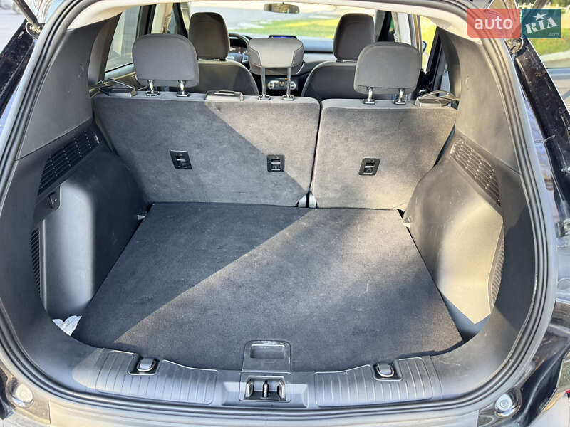 Внедорожник / Кроссовер Ford Escape 2021 в Ровно