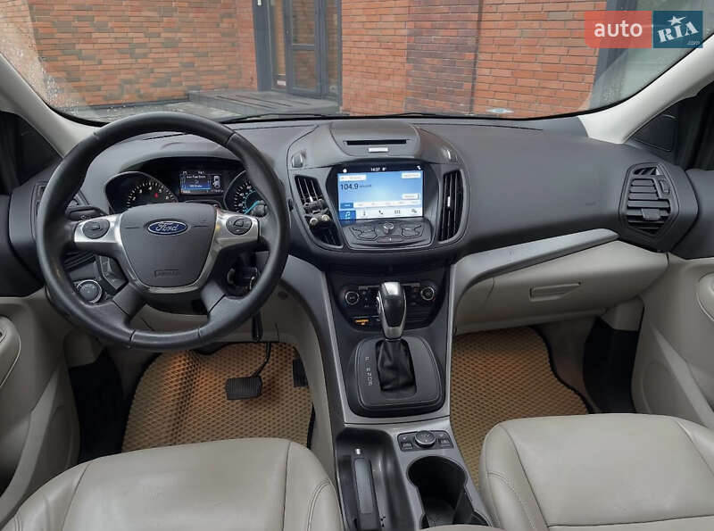 Позашляховик / Кросовер Ford Escape 2016 в Кременчуці фото 4 Позашляховик / Кросовер Ford Escape 2016 в Кременчуці