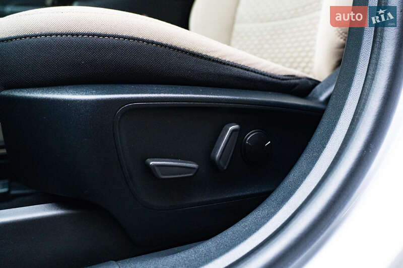 Позашляховик / Кросовер Ford Escape 2021 в Києві фото 26 Позашляховик / Кросовер Ford Escape 2021 в Києві