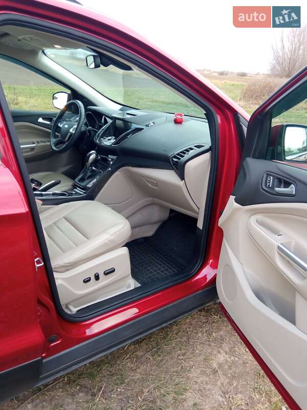 Внедорожник / Кроссовер Ford Escape 2015 в Львове