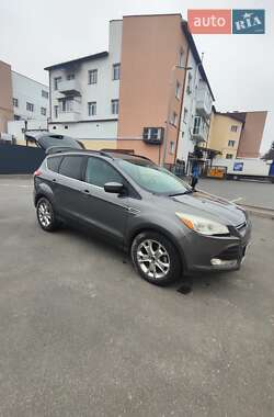 Внедорожник / Кроссовер Ford Escape 2013 в Калиновке