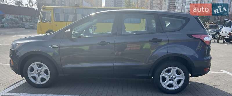 Внедорожник / Кроссовер Ford Escape 2018 в Киеве