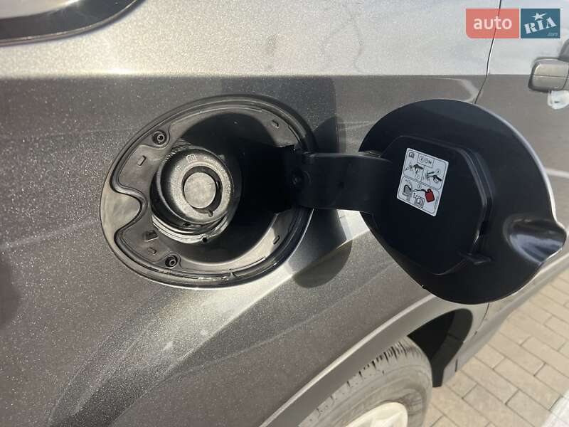 Внедорожник / Кроссовер Ford Escape 2018 в Киеве